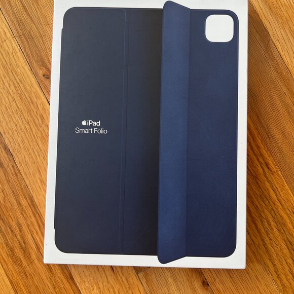 Apple Smart Folio (for 11-inch iPad Pro - 2nd Generation and iPad Air 4th Genera - Picture 2 of 3